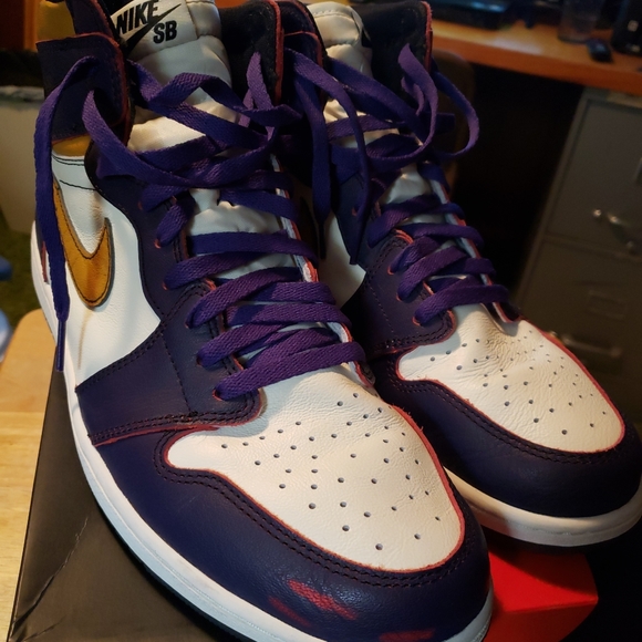 Jordan 1 Chicago to LA 13 - Picture 1 of 9